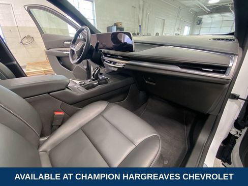 Used 2024 Cadillac XT4 Premium Luxury w/ Cold Weather Package AWD/4WD image 37