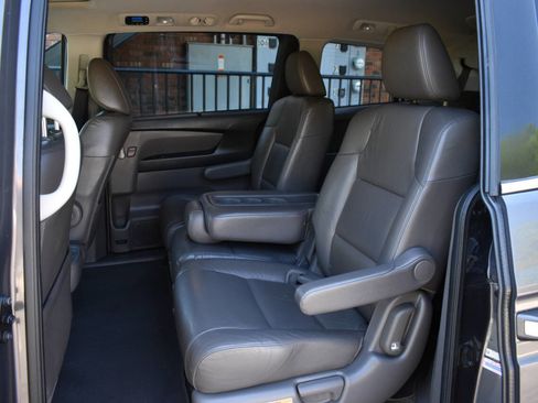 Used 2013 Honda Odyssey EX-L image 9