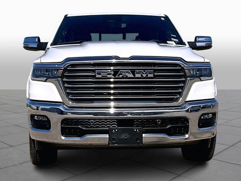 Used 2025 RAM 1500 Laramie image 4