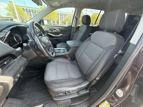 Used 2018 Chevrolet Traverse LT w/ LPO, Floor Liner Package image 13