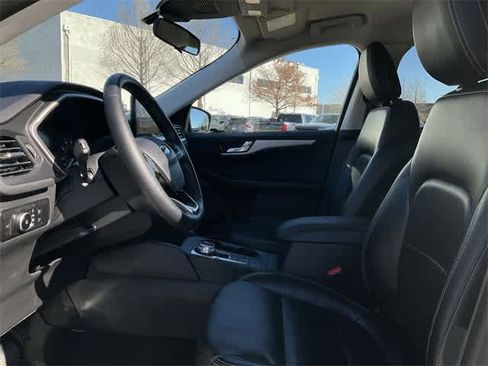 Used 2022 Ford Escape SEL image 13