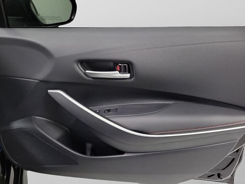 Certified 2025 Toyota Corolla SE FWD image 15