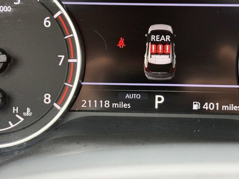 Certified 2025 Nissan Rogue SV image 19