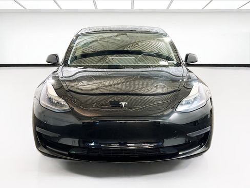 Used 2021 Tesla Model 3 Standard Range Plus image 2