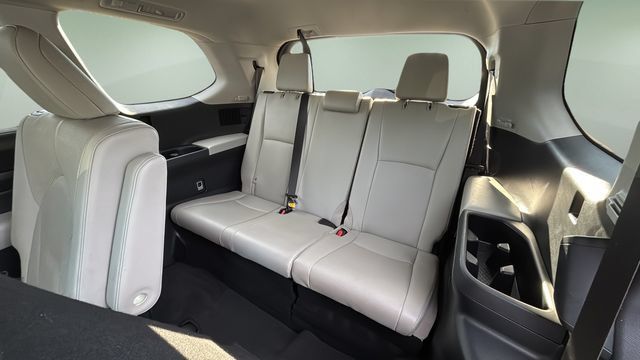 Used 2024 Toyota Grand Highlander AWD Hybrid image 33
