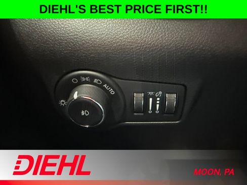 New 2026 Jeep Compass Limited w/ Sun, Sound & Navigation Group AWD/4WD image 23