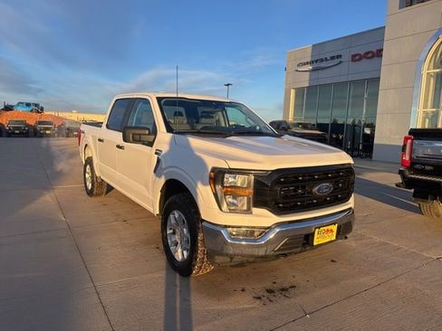 Used 2023 Ford F150 XLT image 2