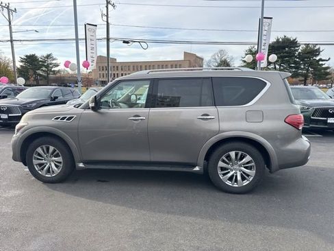 Used 2016 INFINITI QX80 4WD w/ Driver's Assistance Package image 8