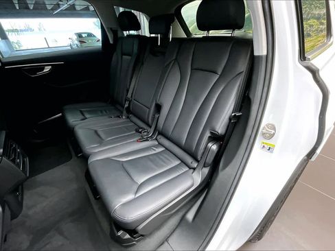 Used 2023 Audi Q7 Premium Plus w/ Premium Plus Package image 21