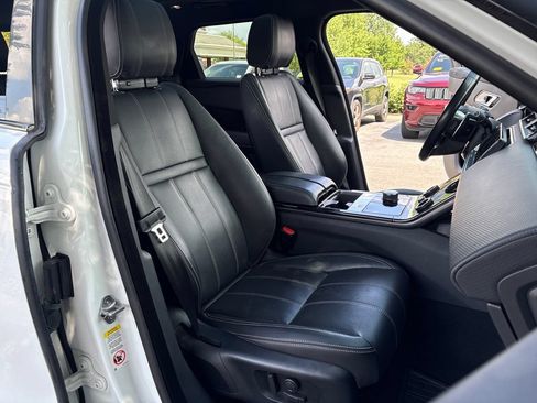 Used 2020 Land Rover Range Rover Velar R-Dynamic S AWD/4WD image 43
