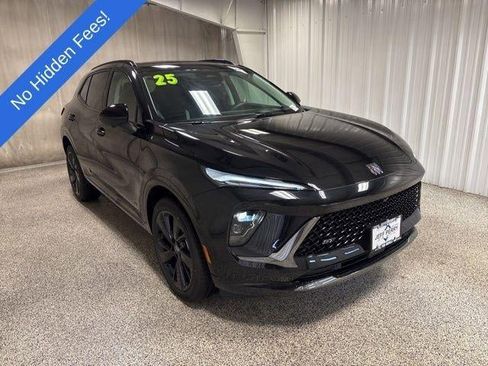 New 2025 Buick Envision Sport Touring image 3