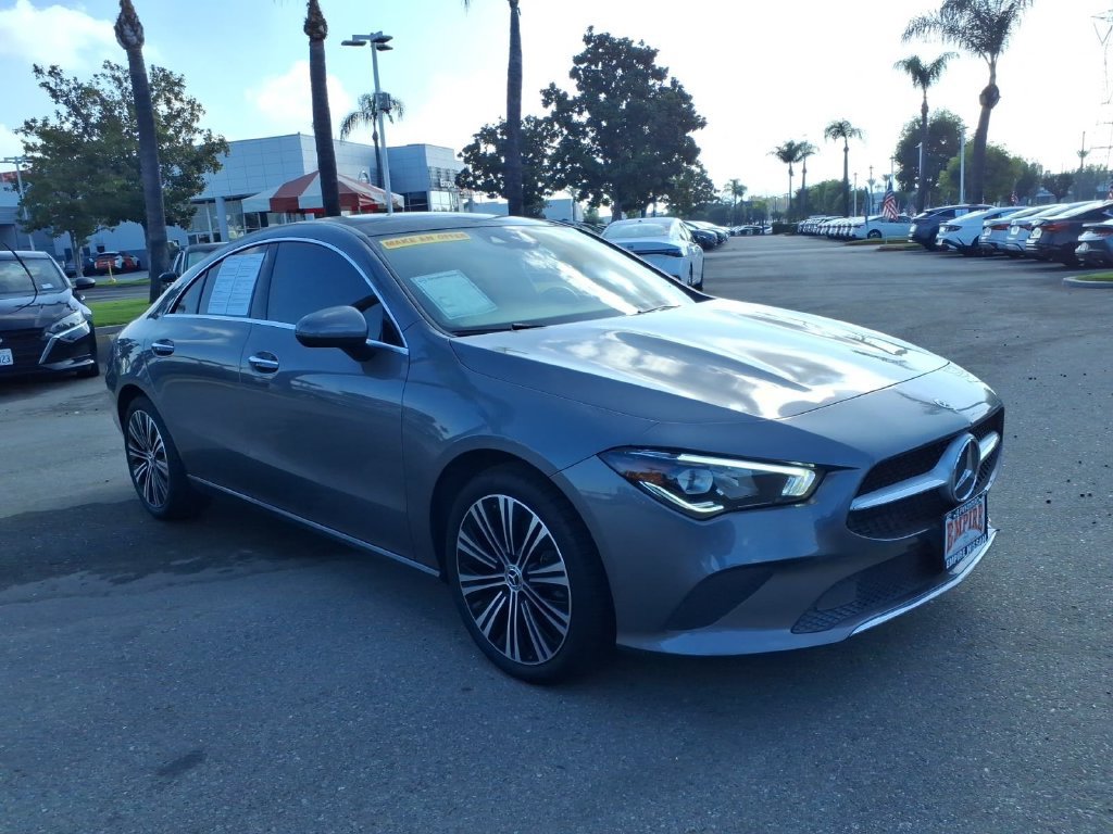 Used 2023 Mercedes-Benz CLA 250 4MATIC image 3