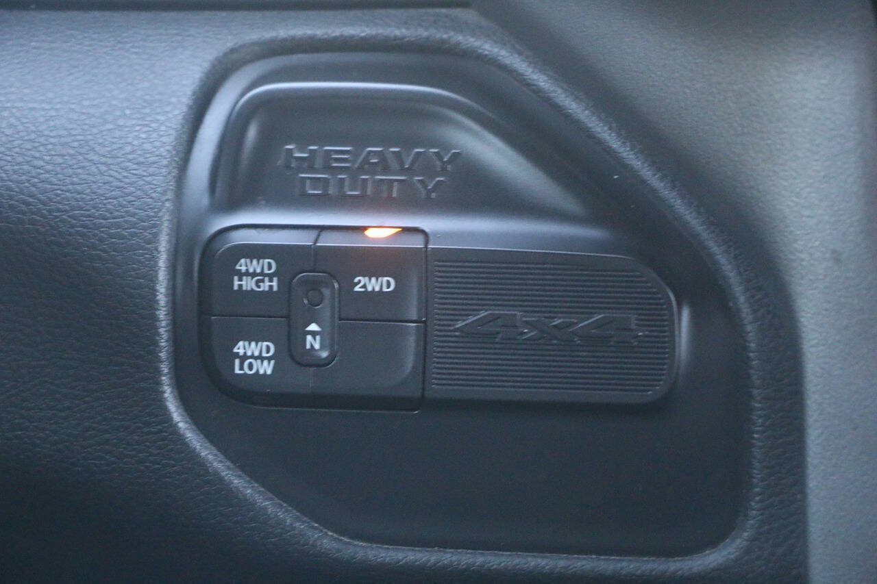 Used 2022 RAM 3500 Big Horn AWD/4WD image 24