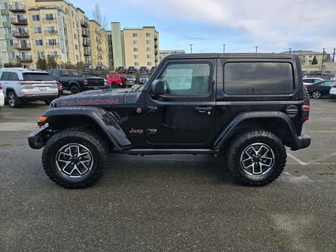 Used 2024 Jeep Wrangler Rubicon image 5