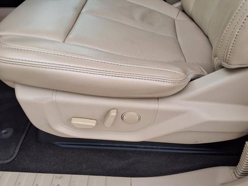 Used 2019 Ford F150 Lariat w/ Equipment Group 502A Luxury image 26