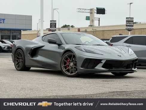 Used 2024 Chevrolet Corvette Stingray Coupe w/ 1LT RWD image 1