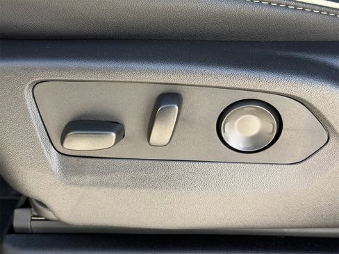 New 2026 Chevrolet Tahoe Premier image 24