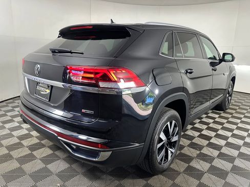 Used 2022 Volkswagen Atlas Cross Sport SE AWD/4WD image 5