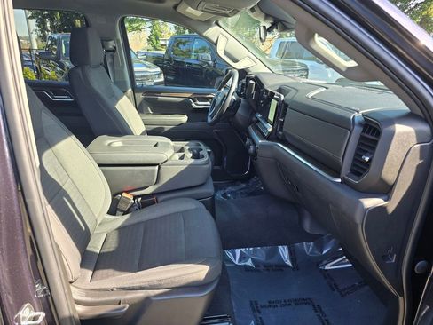 Used 2022 Chevrolet Silverado 1500 LT image 45