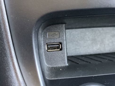 Used 2017 Ford Focus SE image 20