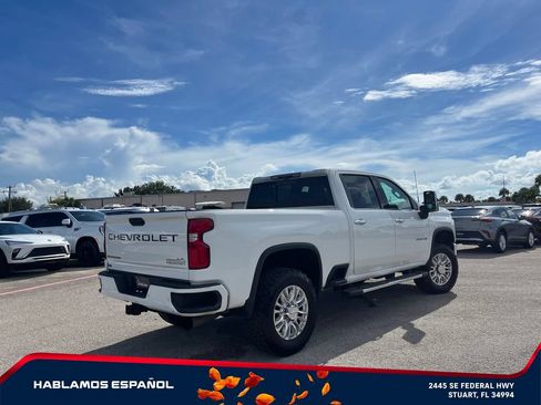 Used 2020 Chevrolet Silverado 2500 High Country w/ Technology Package AWD/4WD image 7