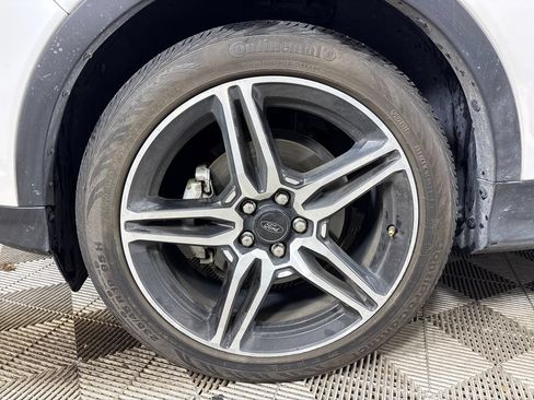 Used 2019 Ford Escape SEL FWD image 12