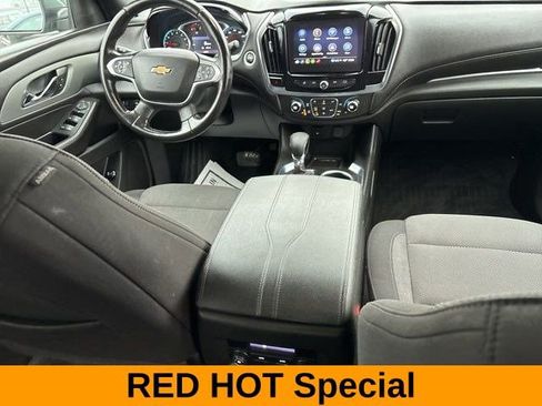 Used 2022 Chevrolet Traverse LT w/ LPO, Floor Liner Package AWD/4WD image 40