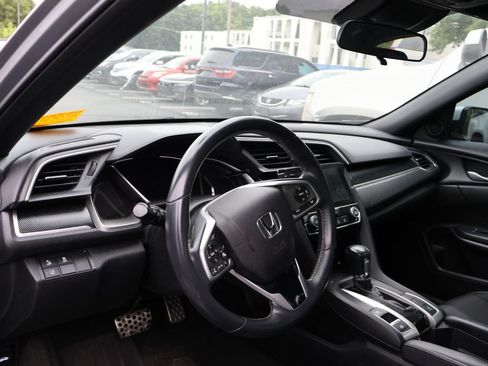 Used 2021 Honda Civic Sport image 9