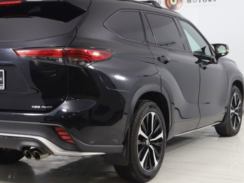 Used 2022 Toyota Highlander XSE image 47