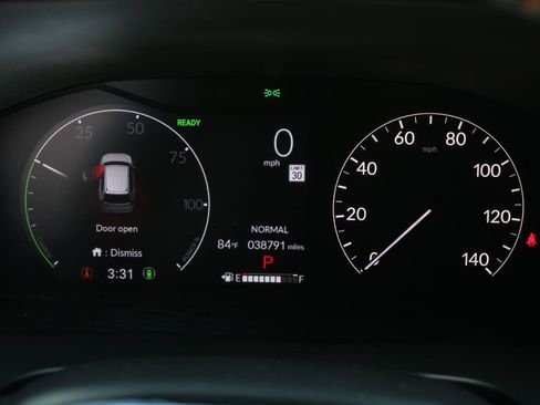 Used 2023 Honda CR-V Sport Touring image 10