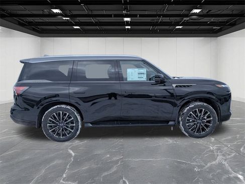 New 2026 INFINITI QX80 Autograph w/ Premium Cargo Package image 6