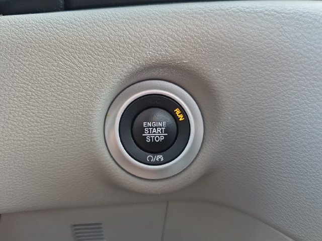 Used 2023 Chrysler Voyager LX FWD image 26