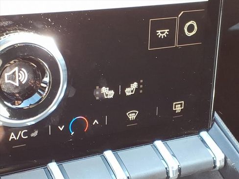 Used 2025 GMC Terrain Elevation image 15