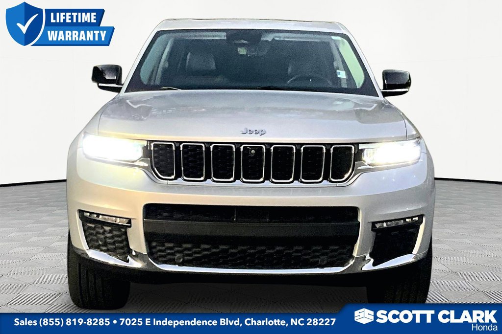 Used 2021 Jeep Grand Cherokee L Limited w/ Luxury Tech Group II AWD/4WD image 2