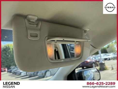 Used 2024 Ford Edge Titanium image 32