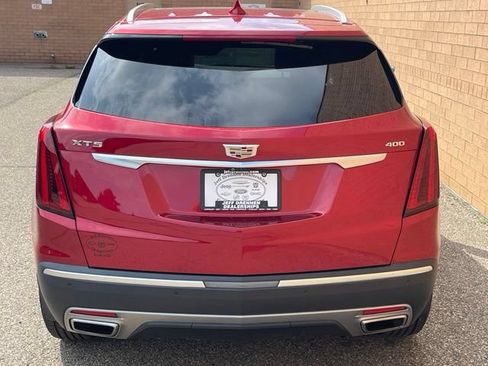 Certified 2021 Cadillac XT5 Premium Luxury FWD image 6