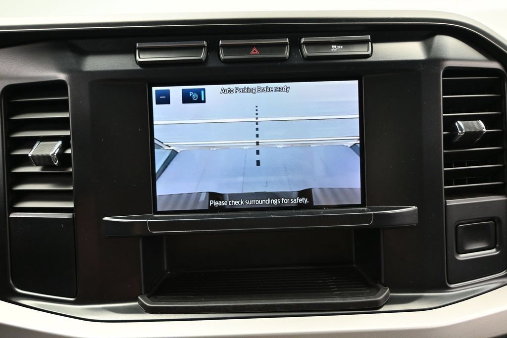 Used 2024 Ford F350 XLT AWD/4WD image 31