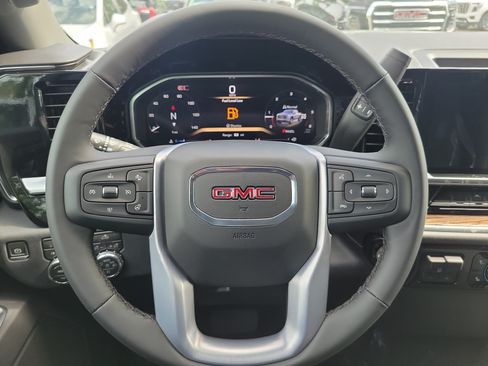 New 2026 GMC Sierra 1500 Elevation AWD/4WD image 9