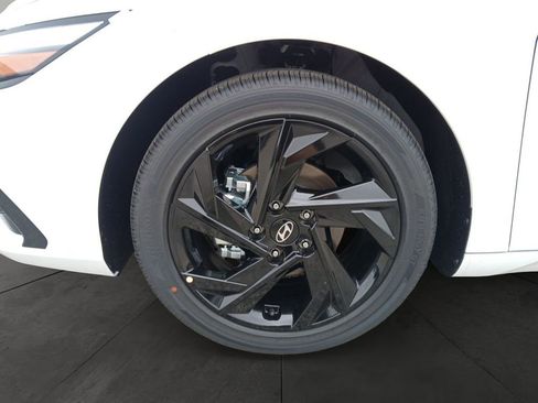 New 2026 Hyundai Elantra SEL Sport Premium FWD image 14