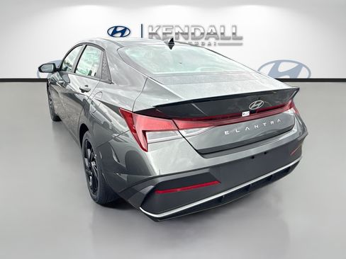 New 2026 Hyundai Elantra Sport FWD image 4