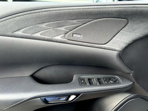 Used 2024 Lexus RX 450h AWD w/ Luxury Package image 11