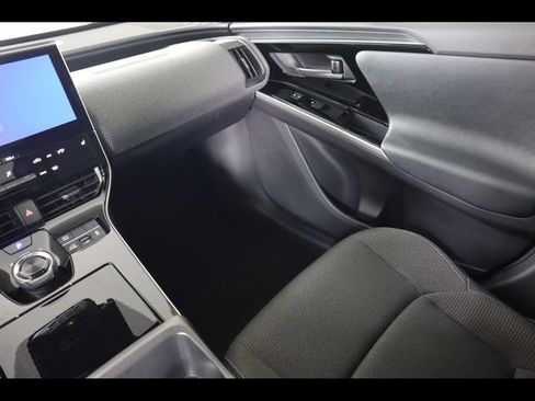 Used 2023 Toyota bZ4X XLE w/ Weather Package image 13