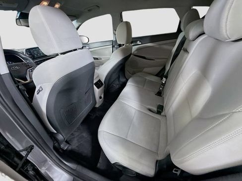 Used 2021 Hyundai Tucson SEL FWD image 23