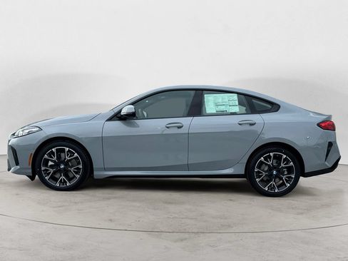 Used 2025 BMW 228i xDrive w/ Technology Package AWD/4WD image 4