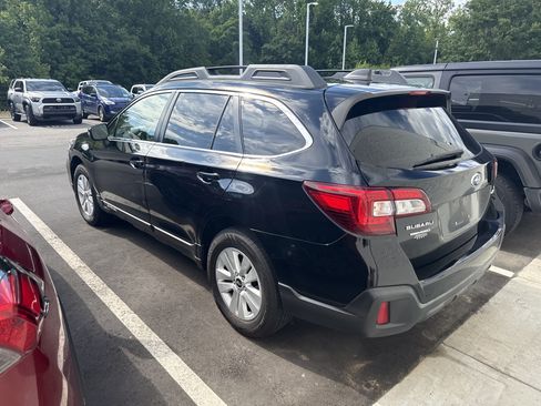 Used 2019 Subaru Outback 2.5i Premium AWD/4WD image 10