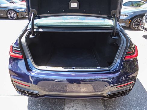 Used 2022 BMW M760i xDrive AWD/4WD image 26