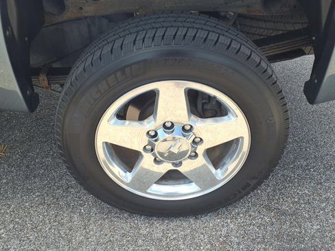 Used 2013 Chevrolet Silverado 2500 LTZ w/ LTZ Plus Package AWD/4WD image 25