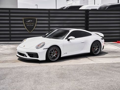 Used 2024 Porsche 911 Carrera 4 GTS AWD/4WD image 5