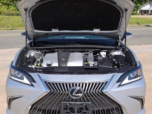 Used 2020 Lexus ES 350 w/ Accessory Package FWD image 7