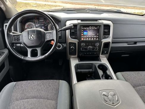 Used 2017 RAM 2500 SLT w/ Luxury Group image 8